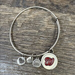 Alex and Ani Washington Nationals MLB Bangle – 2018